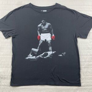 Muhammad Ali Boxing Icon Black Graphic Tee with Red Accents XL